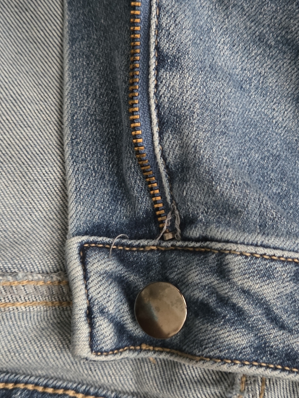 Remi Ripped Jeans (Petite) - Picture 4 of 11